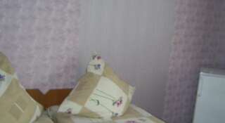 Гостиница Guest House Semejnyy Ochag Поповка Двухместный номер с 2 отдельными кроватями и ванной комнатой-4